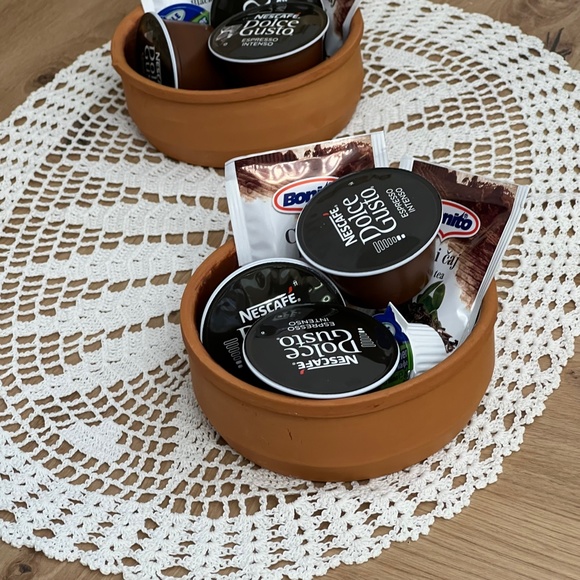 Oval White Knit Tablecloth, Table Linens, Tablecloth Crochet, Embroidered Runner - Picture 6 of 10